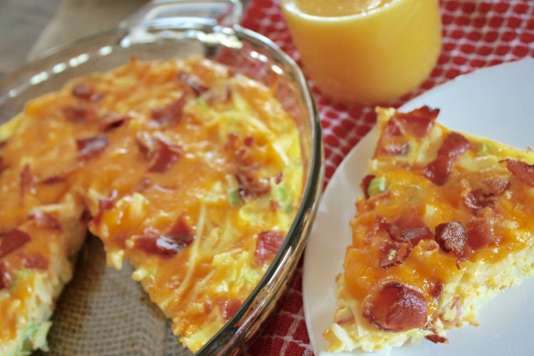 Are you looking for new breakfast recipes? This breakfast hashbrown casserole is an easy breakfast that you can make on the god or make ahead if you need to.