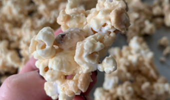 The BEST sweet popcorn you'll ever have in your life