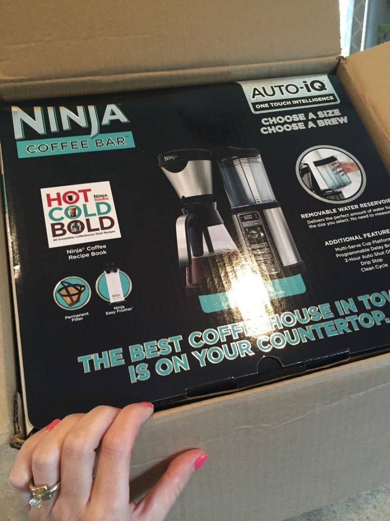 Ninja Coffee Bar Auto-IQ Brewer Maker with Glass Carafe, Grinder, Mug and  Recipes