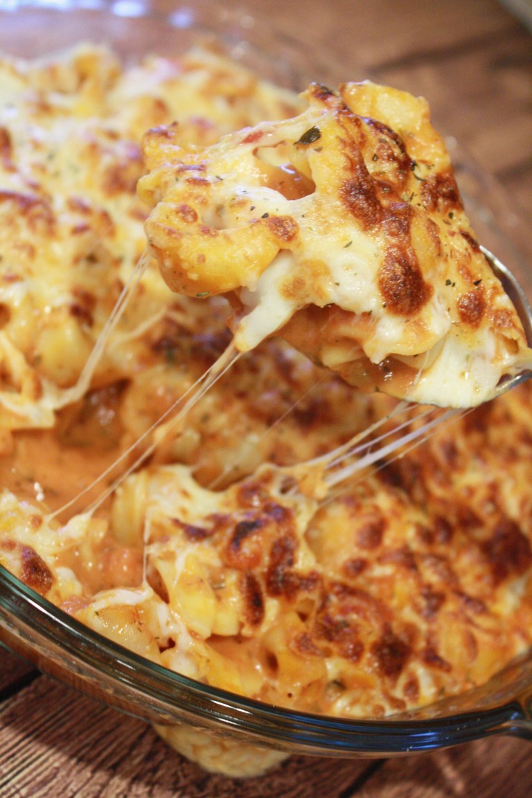 Cheesy Tortellini Casserole Recipe