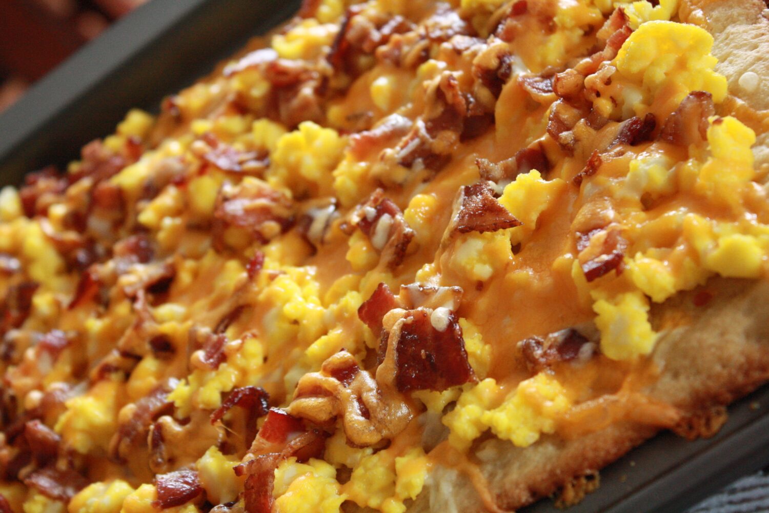 This breakfast pizza recipe is so good, even the boys loved it! I'll for sure be making this one again!