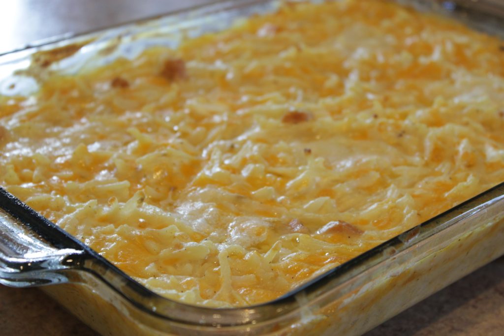 Cheesy potatoes potato bake