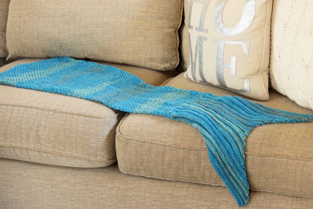 fish-tail-blanket-for-kids