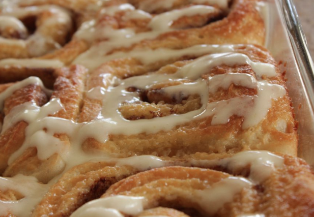 cinnamon rolls in a dish
