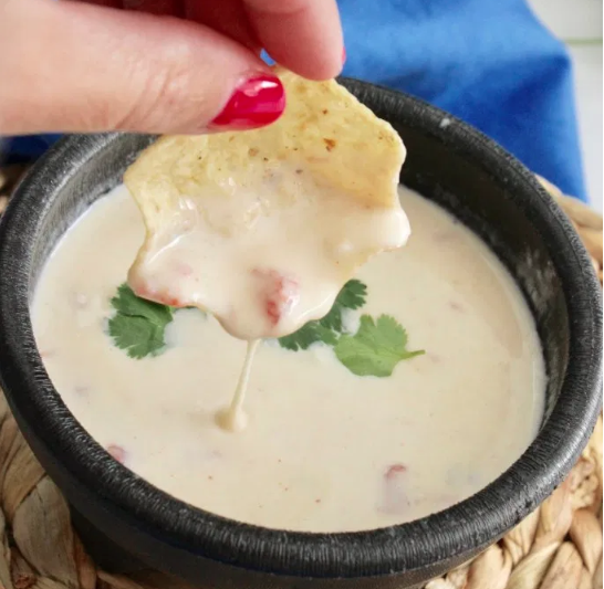 Real Cheese Queso Dip Appetizer Recipe (2024)