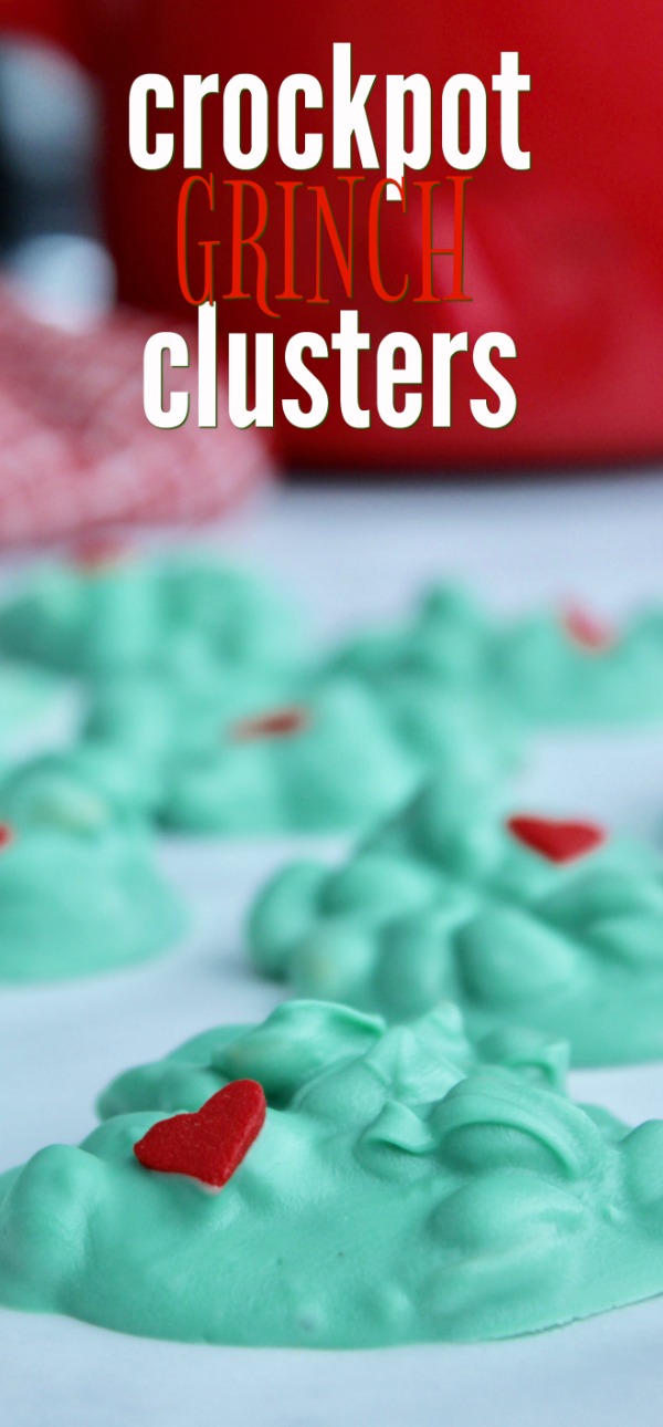 Need easy Christmas cookie recipes? These Grinch Cookies are fabulous! Dr Seuss Desserts don't get much better than this! #crockpot #cookies #drseuss 